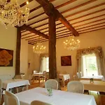 Pensión Esperanza 3*